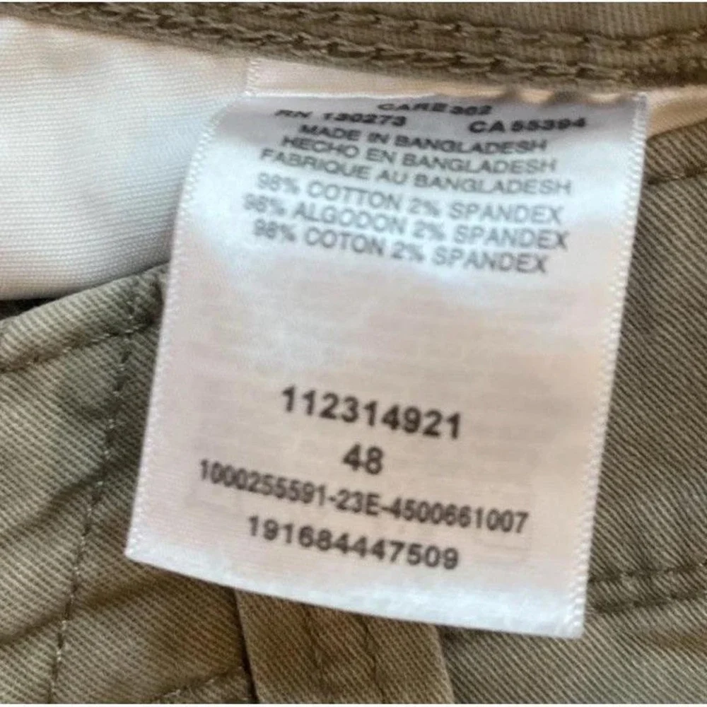 Wrangler Originals Beige Cargo Shorts Men's Size 48 Relaxed‎ Fit